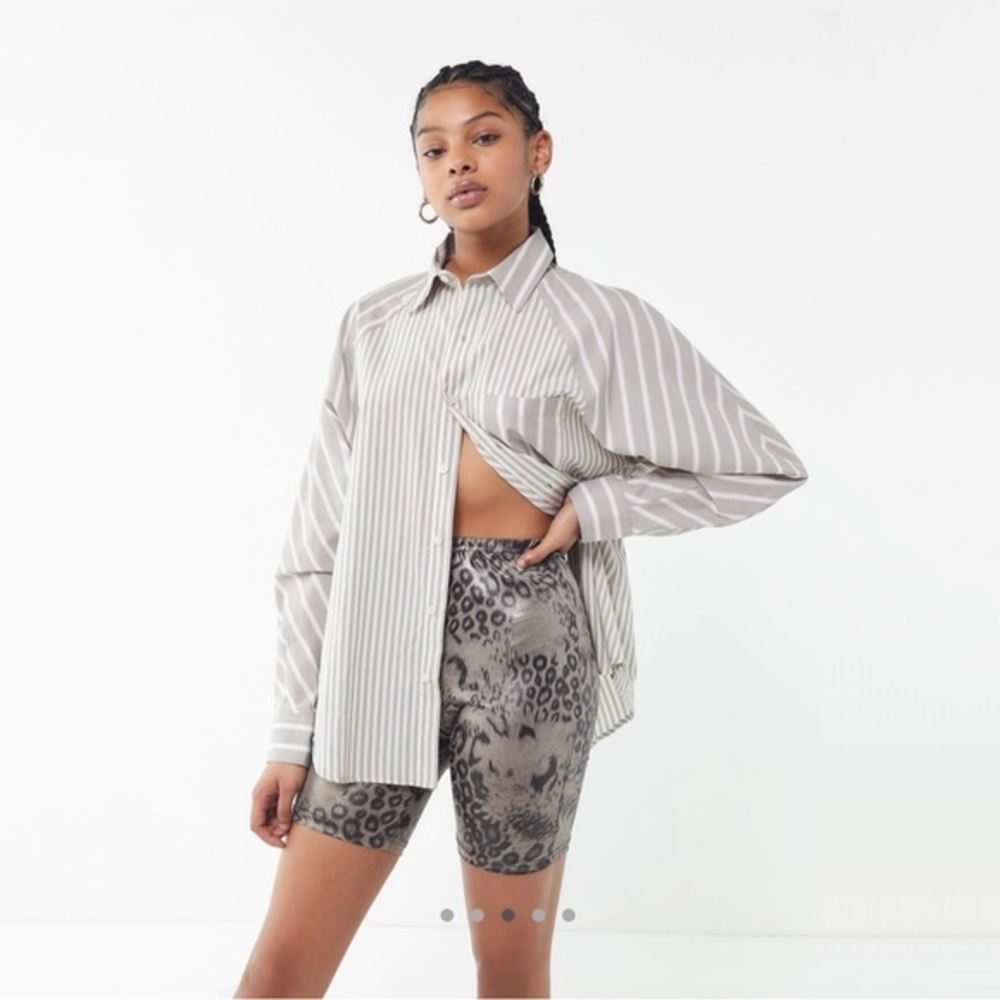 UO Stevie Spliced Button-Down Shirt